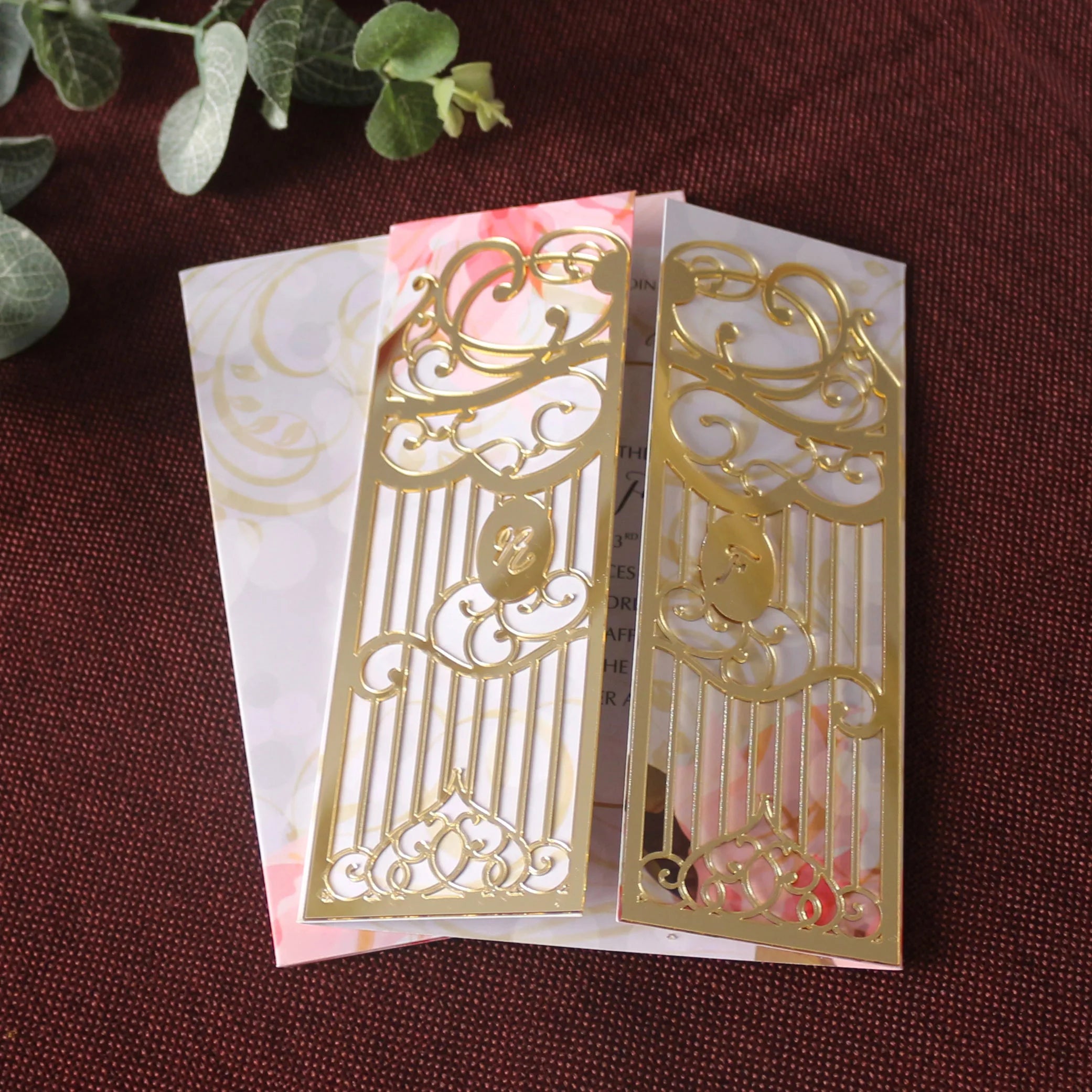 Laser Cut Gold Acrylic Gatefold Door Decoration Invitation Custom Printed Paper Wedding Invitation