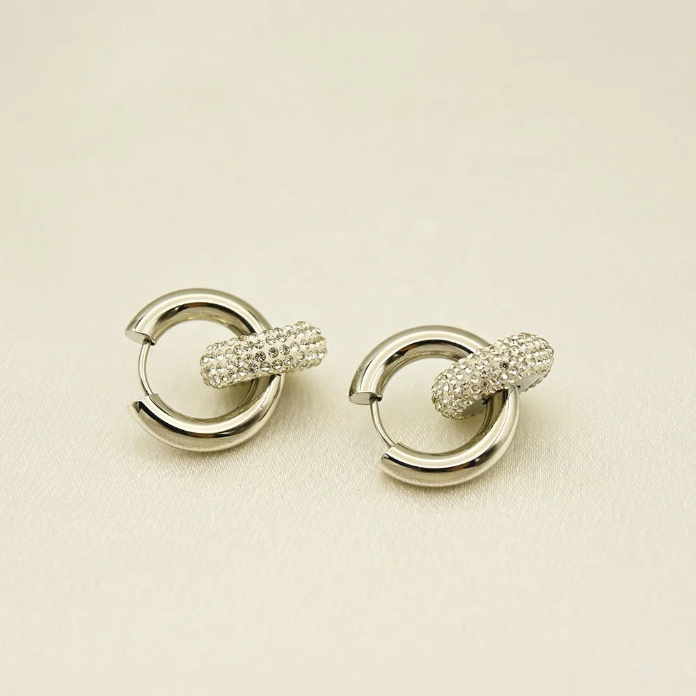 Wholesale Fashionable CZ Circle Earrings Ladies Zircon Paved Huggie Hoop Earrings Tarnish Waterproof Stainless Steel Earrings