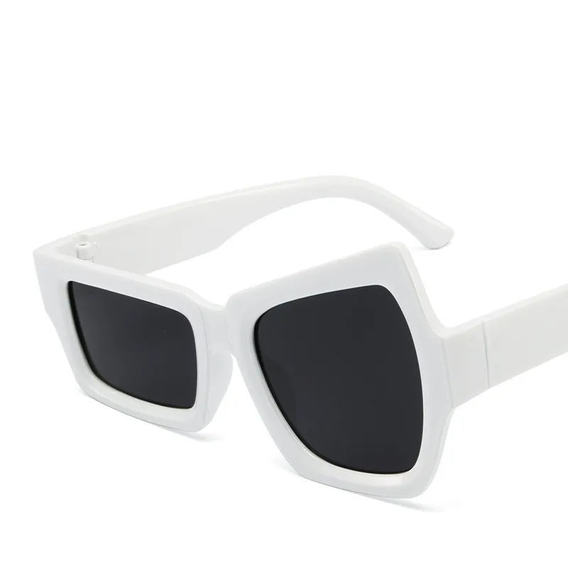 2022 New Arrival Personality Irregular Frame Sunglasses Funny Party Runway Show Eyewear