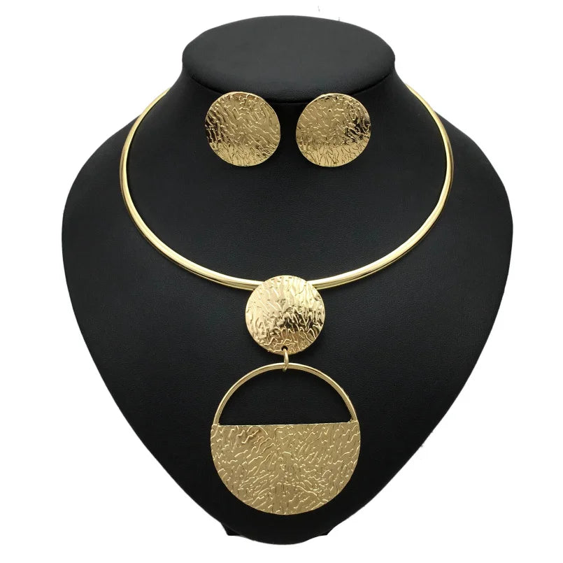 High Quality New Trendy Geometric Alloy Choker Necklaces Statement Indian Jewelry Sets Big Fan Pendants Necklace Stud Earrings