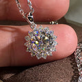 Huitan Exquisite Gifts Shiny Round Sun Flower CZ Necklace Pendant Cubic Zirconia Silver Romantic Necklace Women