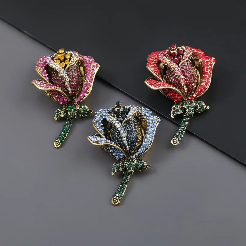 Women Elegant Rose Full Rhinestone Brooch Pin Fashion Retro Accessories Jewelry for Lady Trendy Flower Brooches Pins Party Gift