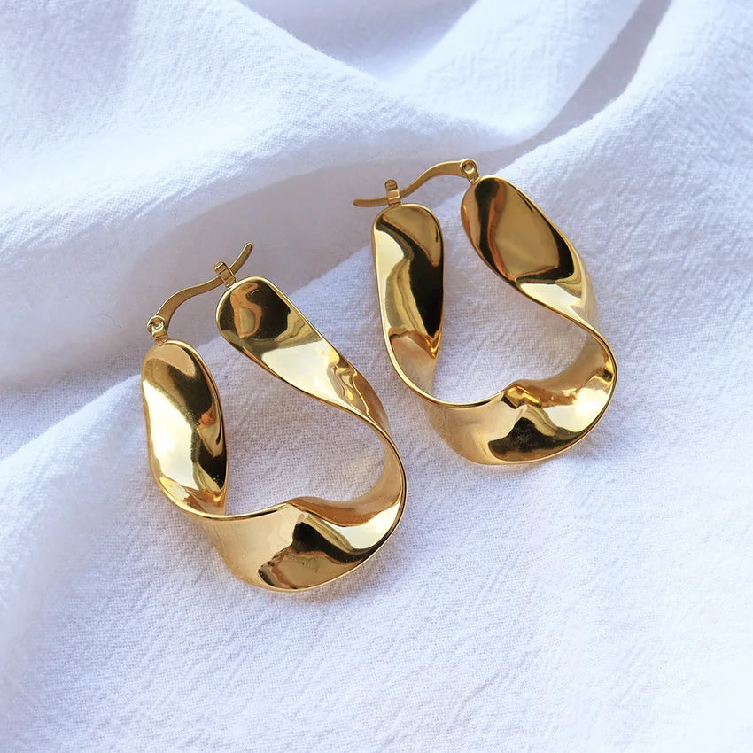 New Trendy Bright Surface 18K Gold Plated Stainless Steel Not Fade Wedding Wave Earrings for Brides