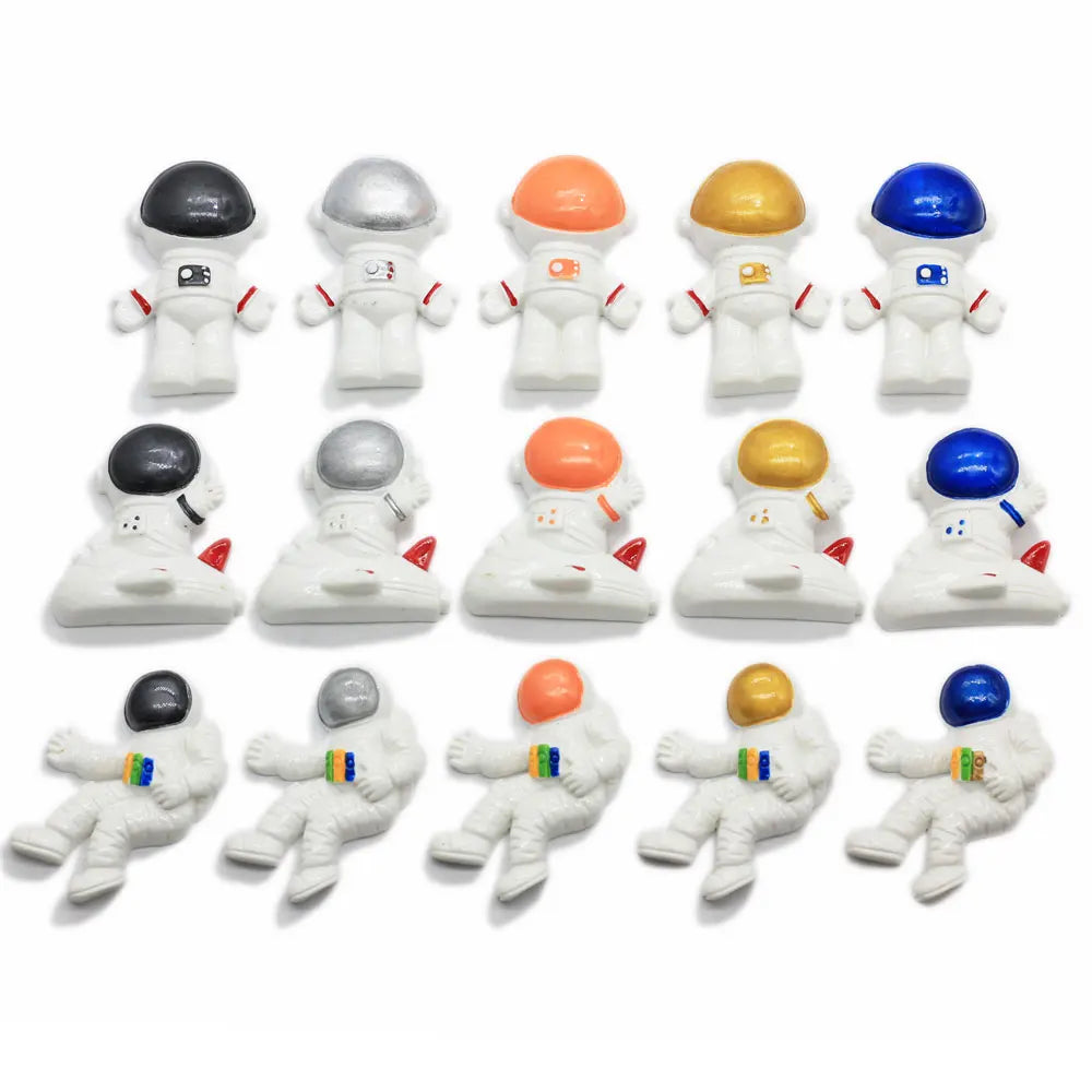 New Design Space Astronaut Resin Action Model Figures Flatback Cabochons Embellishments Craft DIY Phone Decoration Hair Accessor