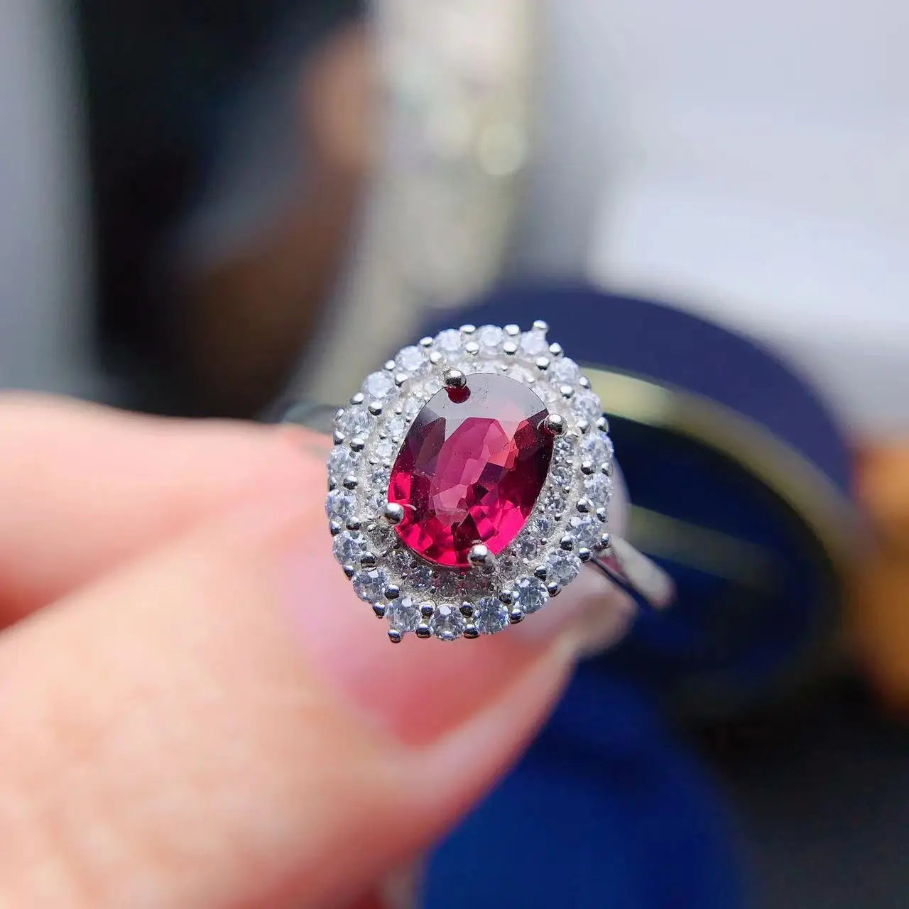 Factory Wholesale Good Price New Design Star Ring for Women 925 Sterling Silver Natural Garnet Rhodium Plated Platinum Men's