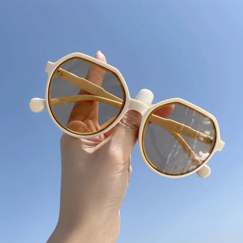 New Trend Personalized Round Frame Sun Glasses Woman Fashion Retro Luxury Eye Glasses Cases Box Big Frame Sunglasses Oversized