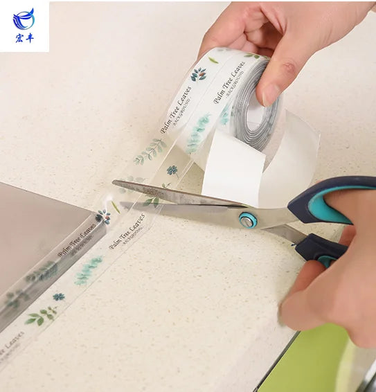 Kitchen & Bathroom PVC Self-Adhesive Caulk Tape Mildewproof Door Seam Sticker for Waterproof Sealing Acrylic Masking Tape