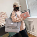 Custom Multi-Function Travel Bag with Quilted Rhombus Grid Dry Wet Separation Zipper Closure Foldable Duffle Bag Made from Nylon