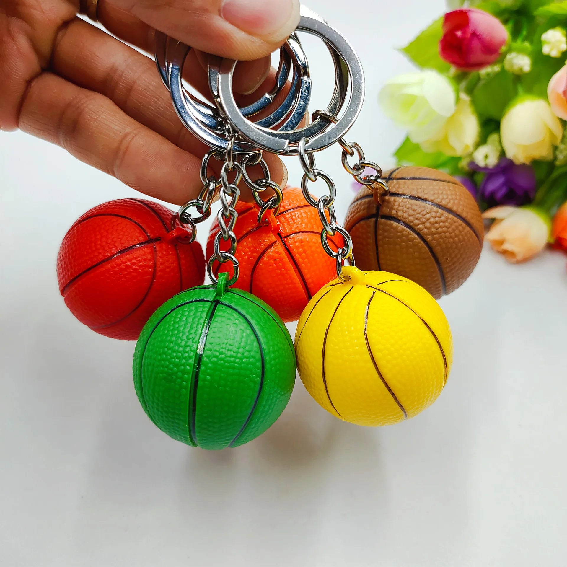 Hot Selling Promotional Gift Multicolor 4CM PVC Mini Basketball Keychain Accessories for Key Bag