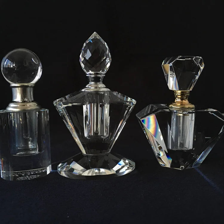 NEW Design Customized Size Shape Crystal Perfume Bottle Glass Crystal Bottle for Perfume Oud Oil Christmas Application Engraved
