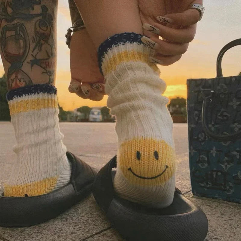 Wholesale Womens Knit Cotton Cute Aesthetic Preppy Vintage Smiling Face Socks