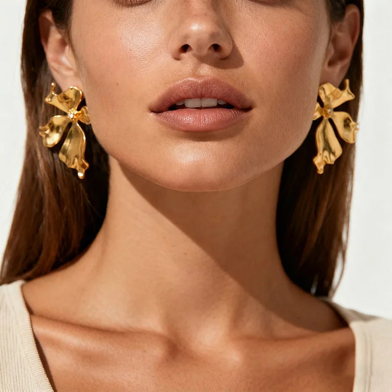 Maiou Vintage Designer Elegant Trendy Real 18K Gold Brass Big Flower Stud Earrings for Women Fashion Jewelry
