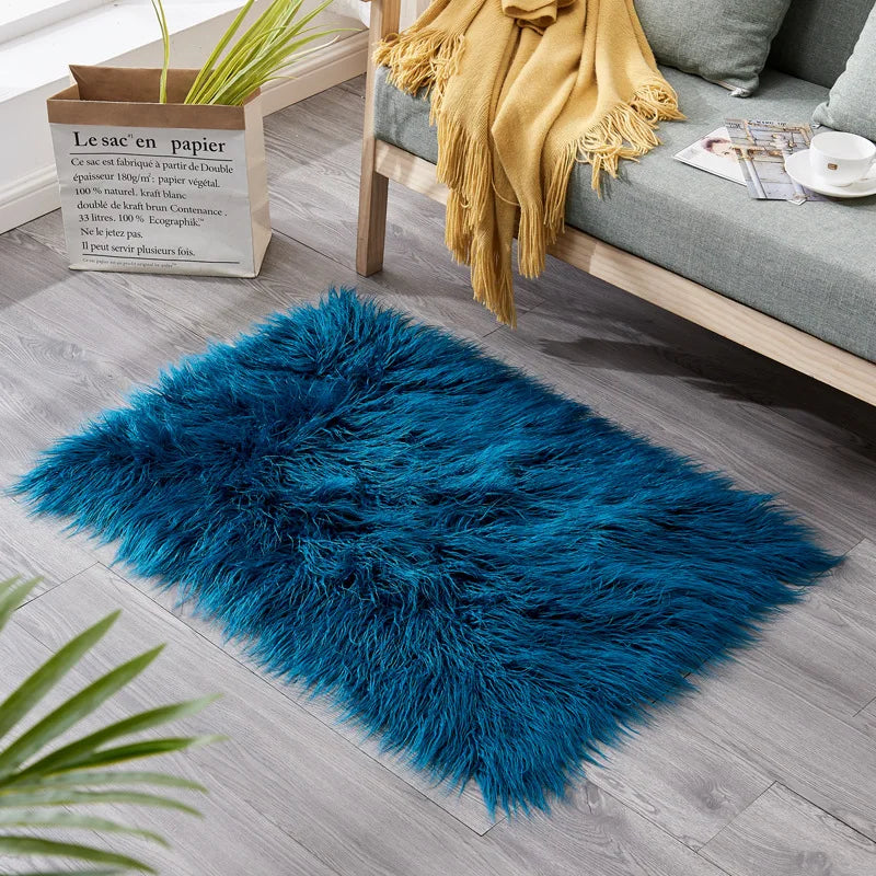 Luxury White Faux Fur Throw Rug Soft Cozy Fluffy Curly Long White Hair Plush Decorative Blanket for Sofa Bedroom Christmas