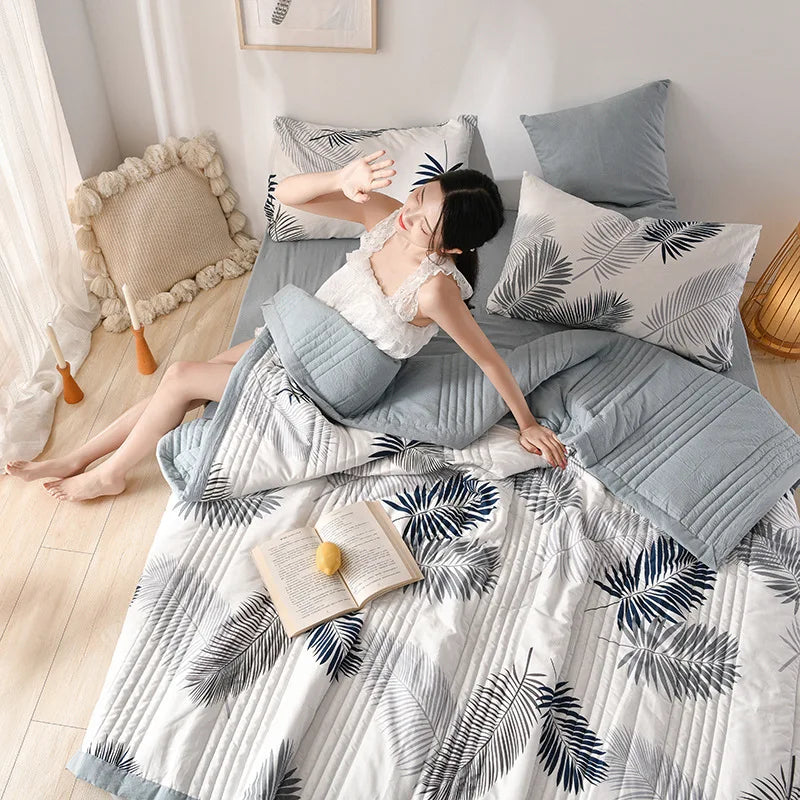 Wholesale Organic Embroidered Solid Color Polyester Duvet Cover Set for Home & Hotel Use
