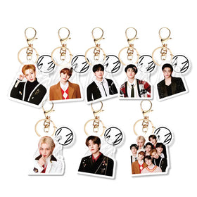 KPOP Stray Kids Christmas Greetings Photo Printing Acrylic Keychains Bangchan Han I.N Bag Car Key Ring Accessories Fans Gifts