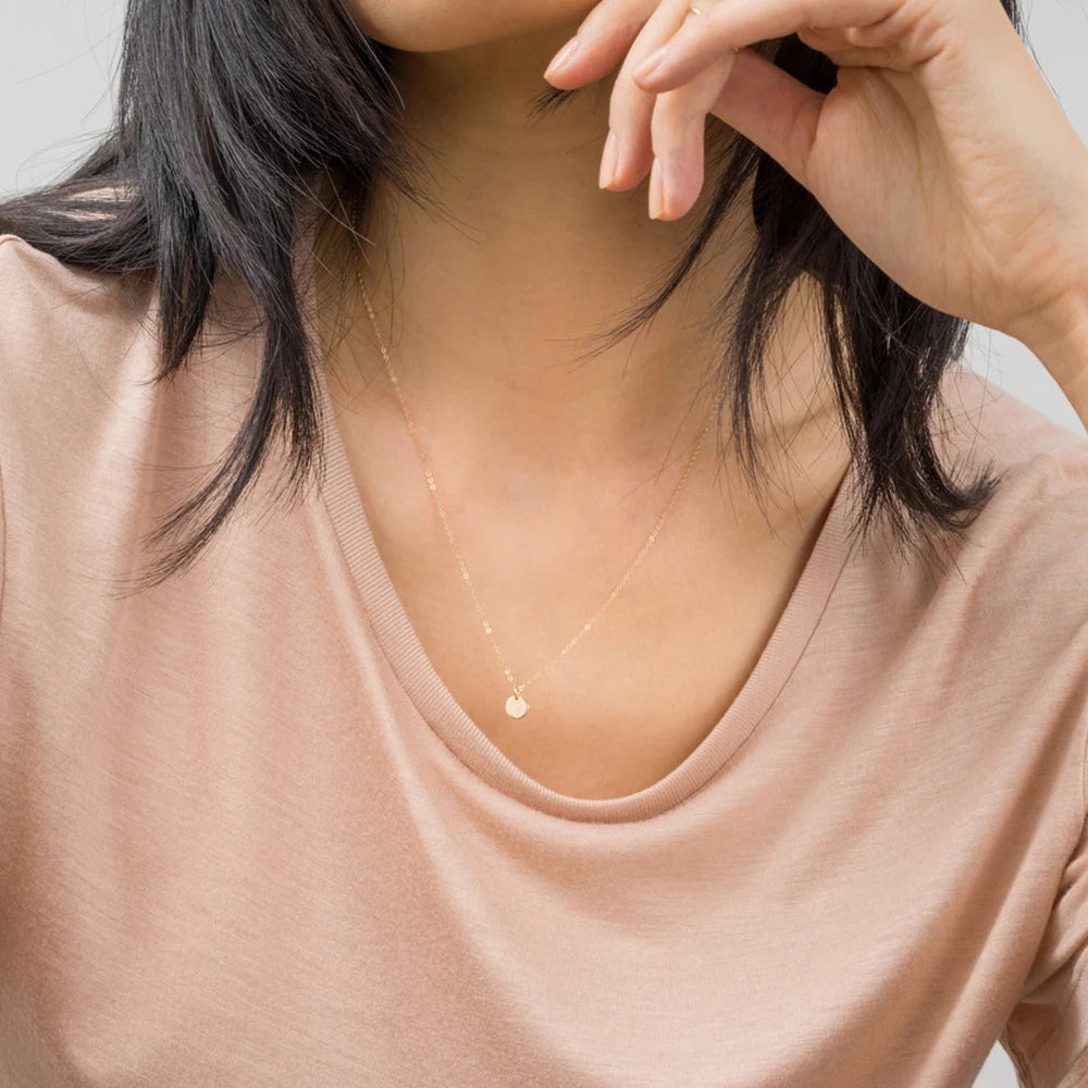 EManco European and American Stainless Steel Engraving Clavicle Chain Woman Contracted Round Pendant Necklace