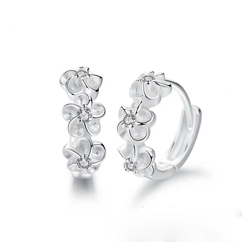 Korean Style Silver Plated Daisy Flower Huggie Earring Jewelry for Women