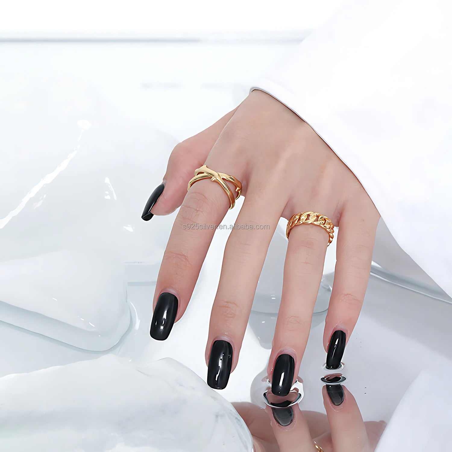 925 Silver Twisted Open Ring with Interwoven Vine Design Minimal Artistic Adjustable Band for Women Daily Wear Jewelry