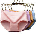 Factory Price Solid Color Underwear Women Triangle Briefs With Pure Cotton Large Size Seamless Briefs Panties for Mature Girls