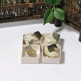 Hot Sales Natural Raw Crystal Healing Stones Pyrite Cube Specimen for Meditation Collection