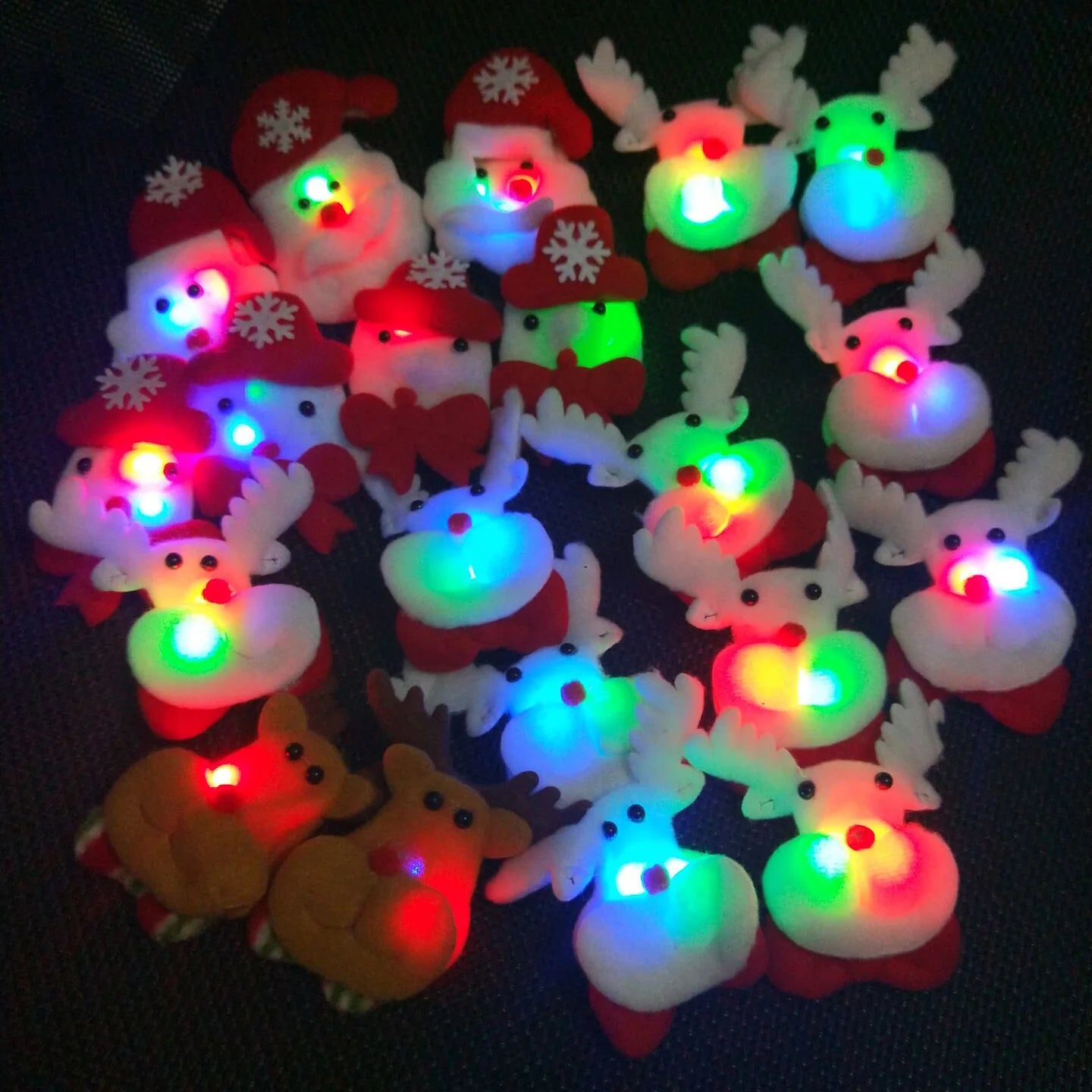 Crazy Happy 2021 Wholesale Christmas Party Decorations LED Flashing Glow Brooch Fabric Material