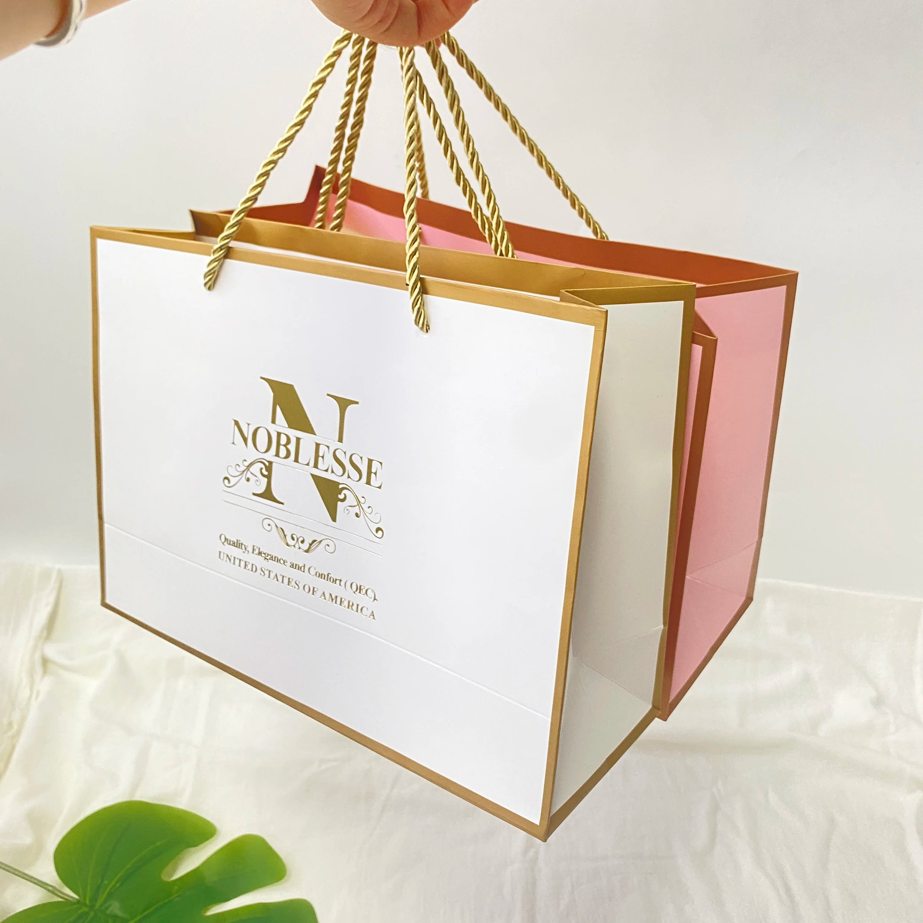 Reusable Shopping Bags Custom Luxury Paper Packaging With Logo Print for Jewelry Clothing Gift