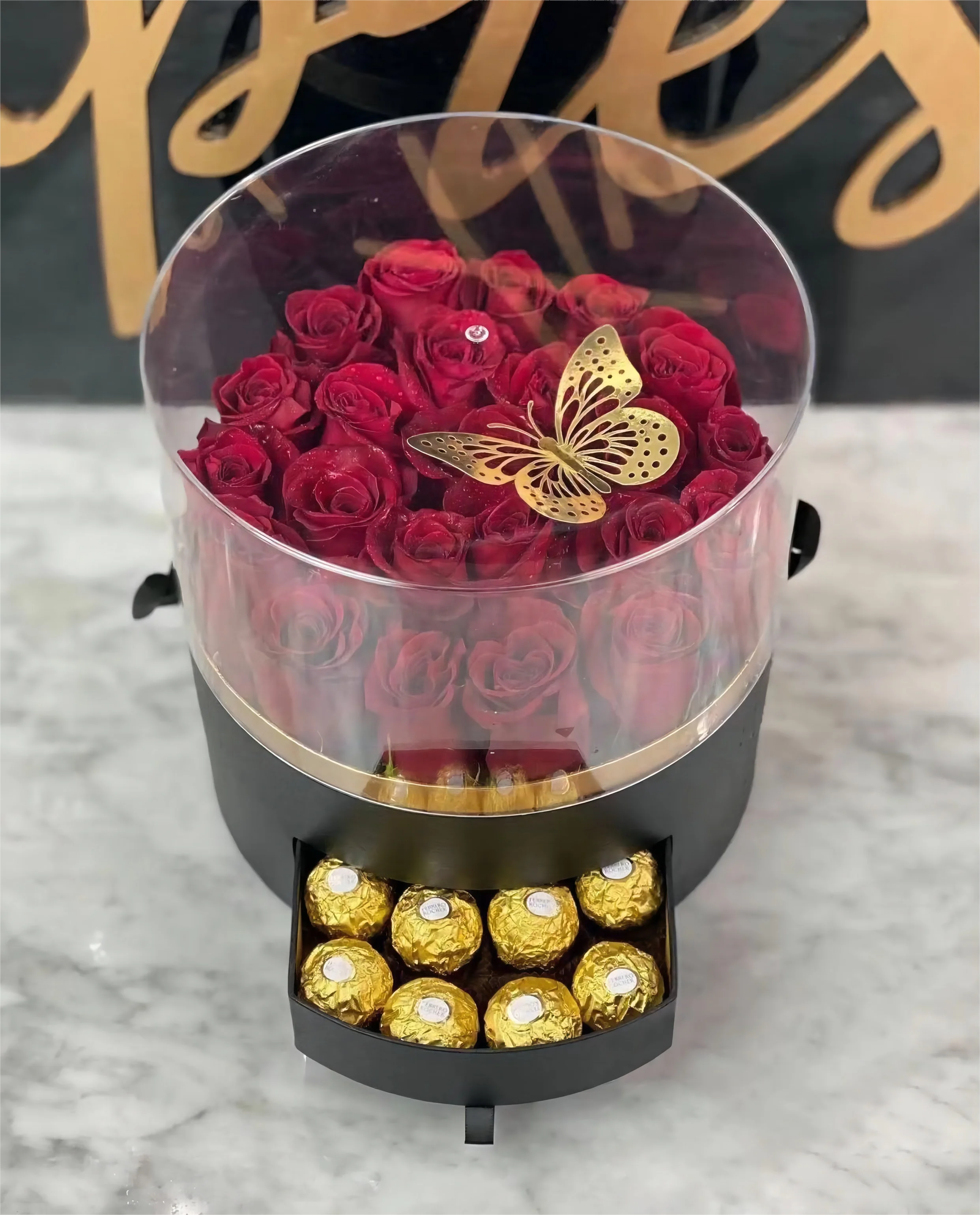 Luxury Round Metal Paper Acrylic Cover Open Window Flower Box Transparent Drawer Gift Box With Ribbon Round Hug Bucket