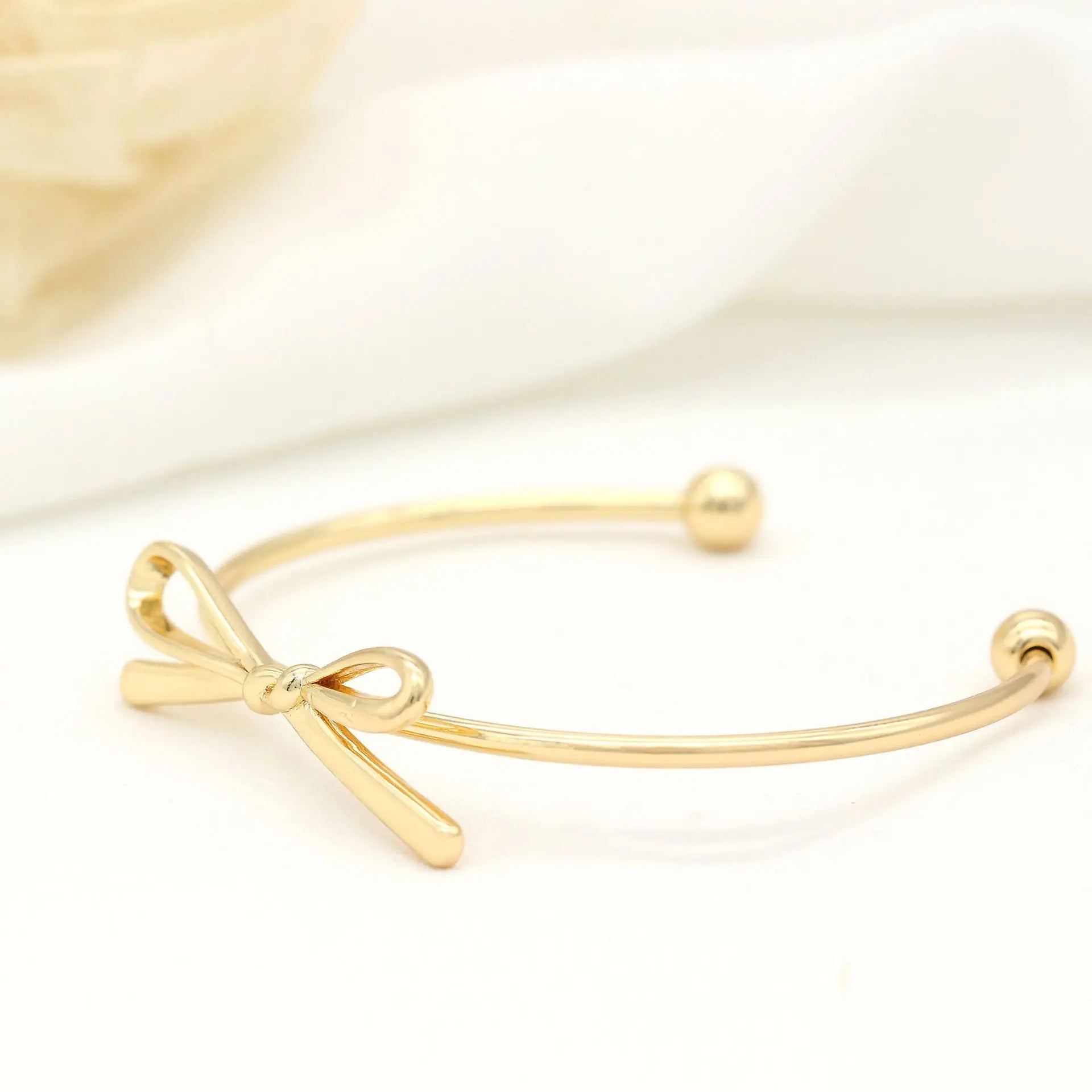 Jiexing Jewelry Wholesale 14K Gold Plated Bow Knot Opening Cuff  Bangle for Ladies