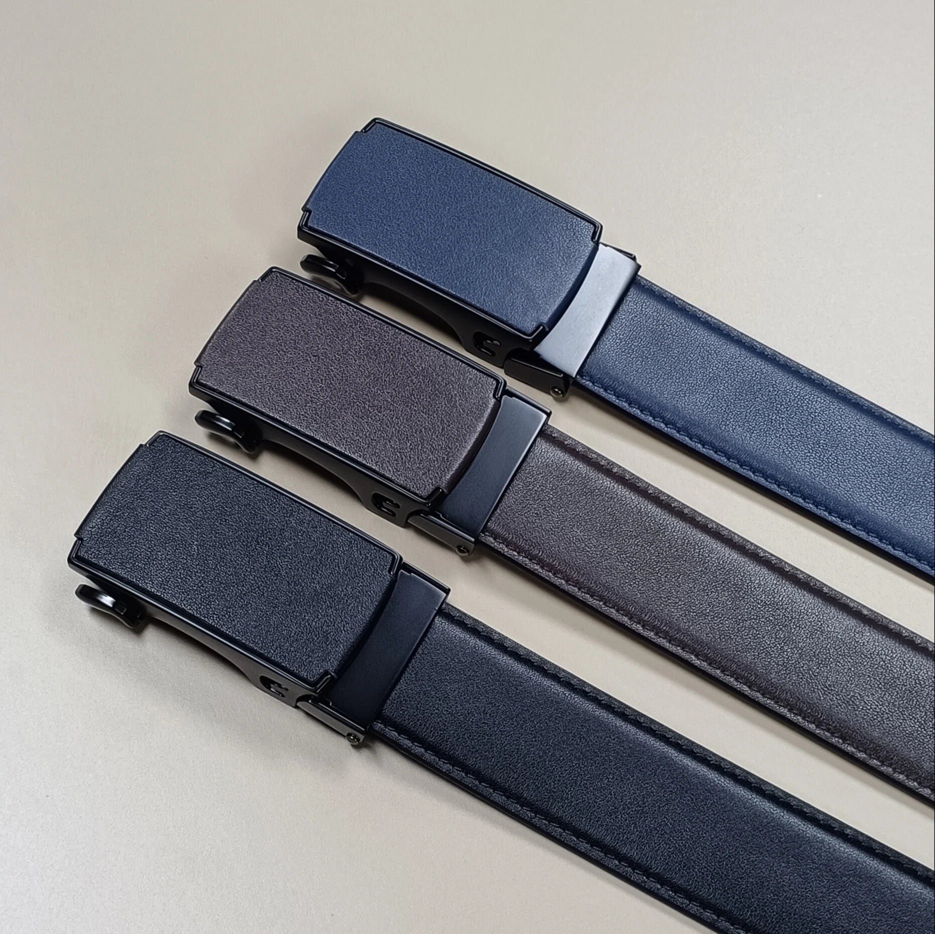 Men's Full Grain Cowhide Leather Belt with Automatic Ratchet Buckle Casual Business Jeans Leather Belt Free Design logo