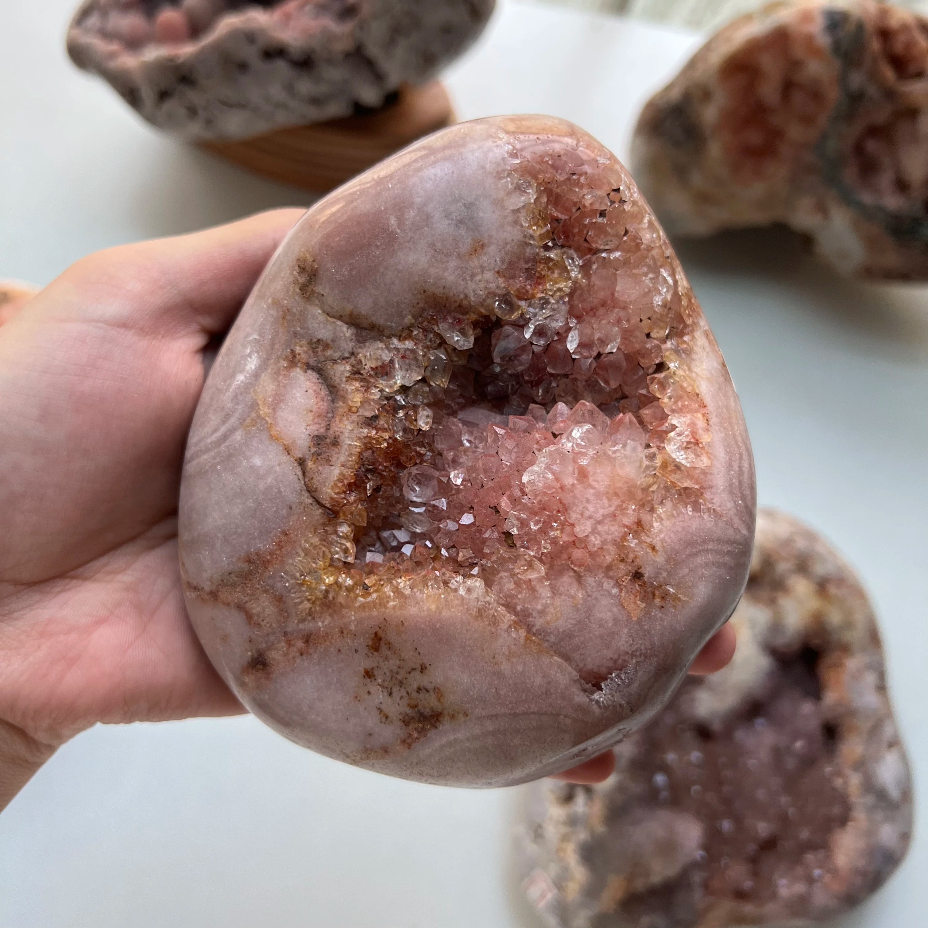 Natural Quartz Crystals Cluster Raw Mine With Druzy Pink Amethyst Geode for Healing