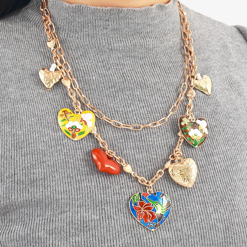 2025 New Arrival Fashion Jewelry Flower Necklace Beach Fashion Pendant Love Peach Heart Flower Pendant Multi Layer Necklaces