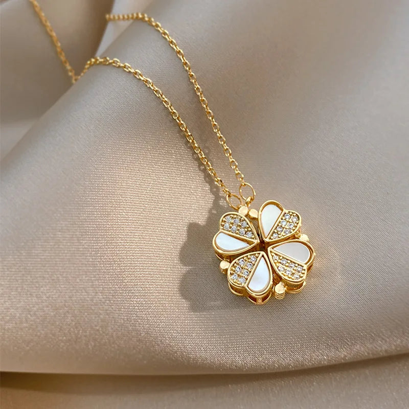 Fashion Heart Shaped Clover Magnetic Pendant Necklace Exquisite Love Clover Necklace for Women Charm Friendship Jewelry Gift