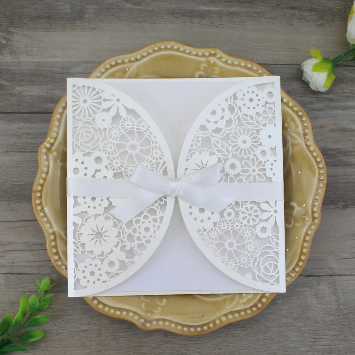 Square White Laser Invitation Cover Wedding Cards Laser Cut Birthday Invitation Cards Save the Date MegaBDM