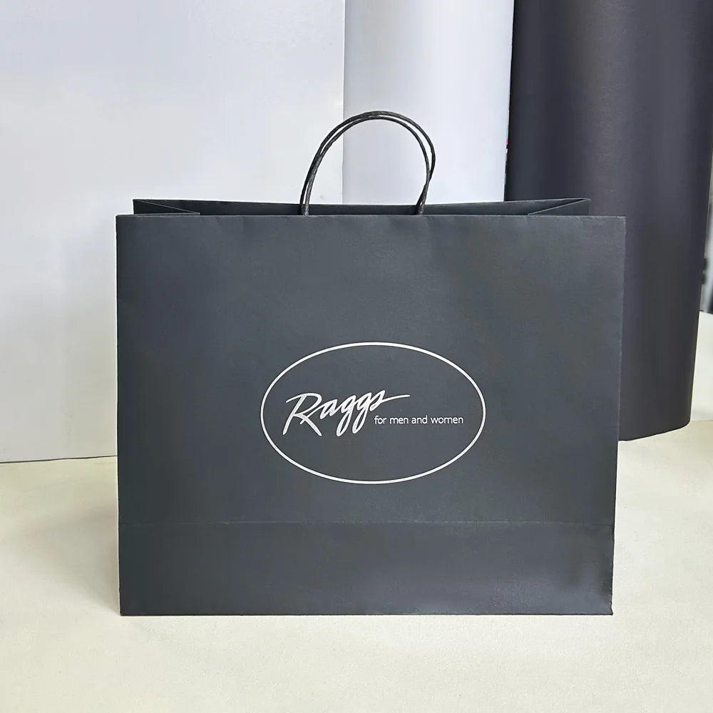 Custom Logo Printed Luxury Black Paperboard Recyclable Clothing Perfume Fur Packaging Promotion Gift Shopping Bag