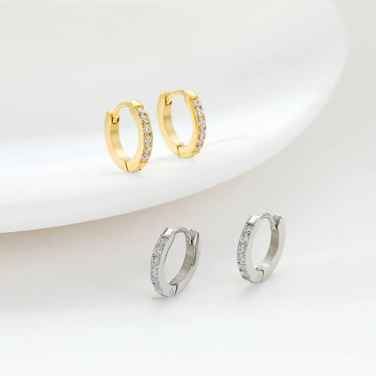 Wholesale 18K Gold Plated Fine Jewelry Fashionable Geometric Hoop Earrings with Diamond and Zircon Stainless Steel for Women