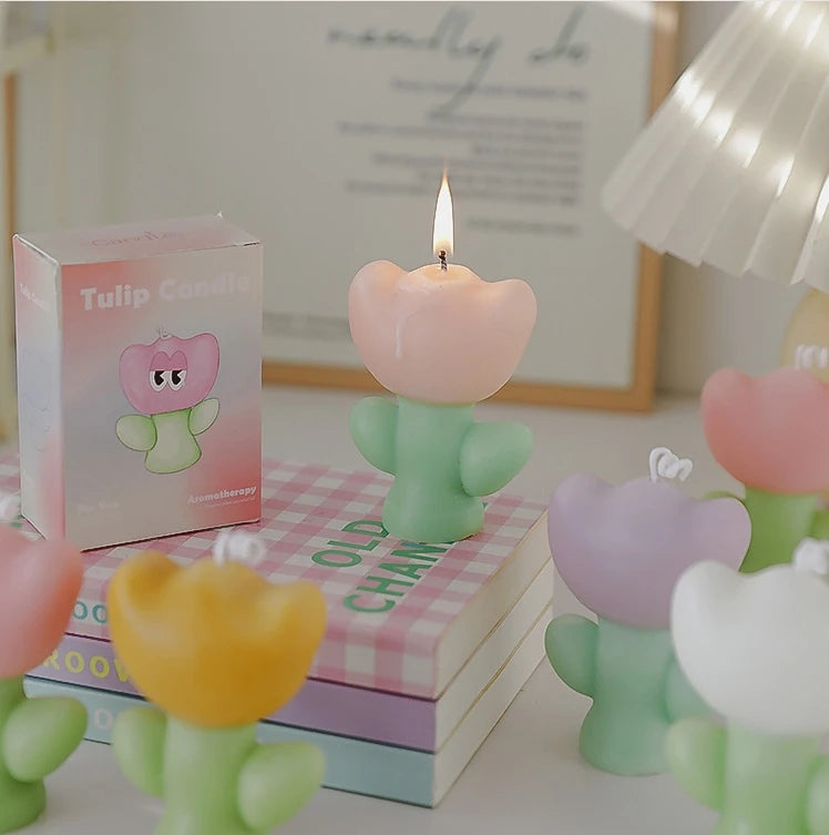 Wholesale Mini Gift Cute Tulip Scented Wedding Candles Natural Feature Wax Branded Candles With Cotton Wick