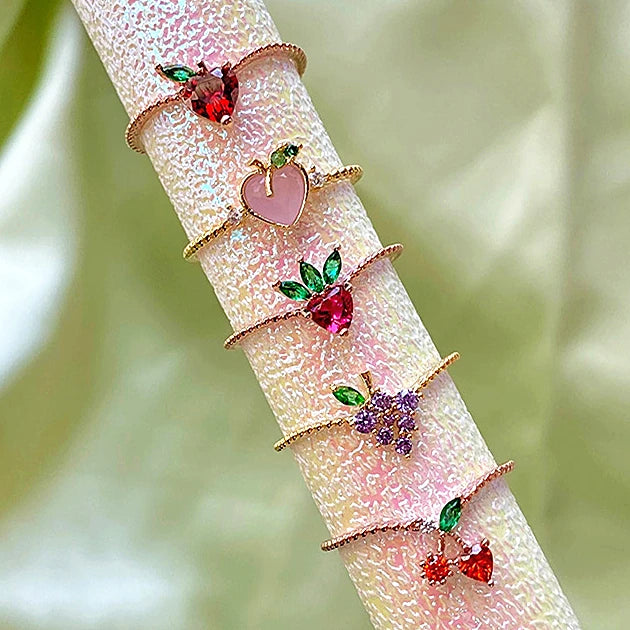 Beautiful Cherry Peach Ring Jewelry Exquisite Shiny Color Zircon Ring Lovely Tropical Fruit Ring for Women Girls