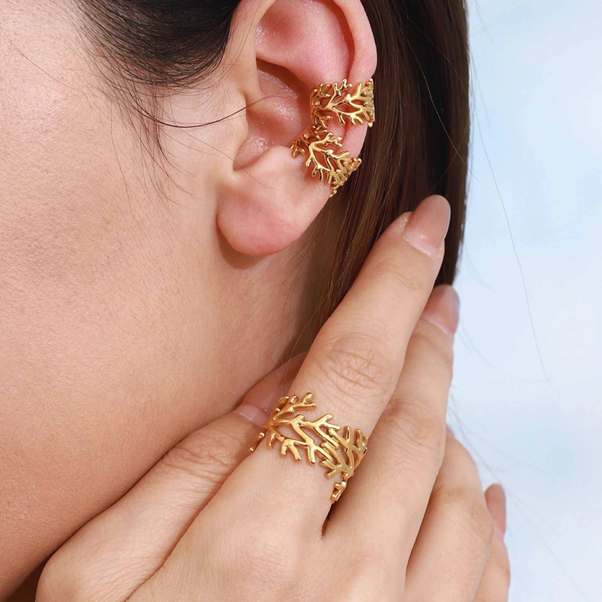 New Style Modern Minimalist 18K Gold Earring Stainless Steel Glossy Tree Branch Hollow Open Ear Clip Earrings