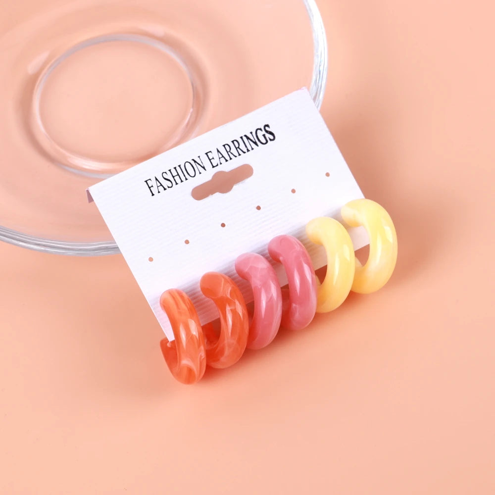 2024 Designer Colored Clear Glass Glazed Marble 3 Pairs 1 Set Retro Small C-shaped Acrylic Jewelry Hoop Earrings for Women Girls