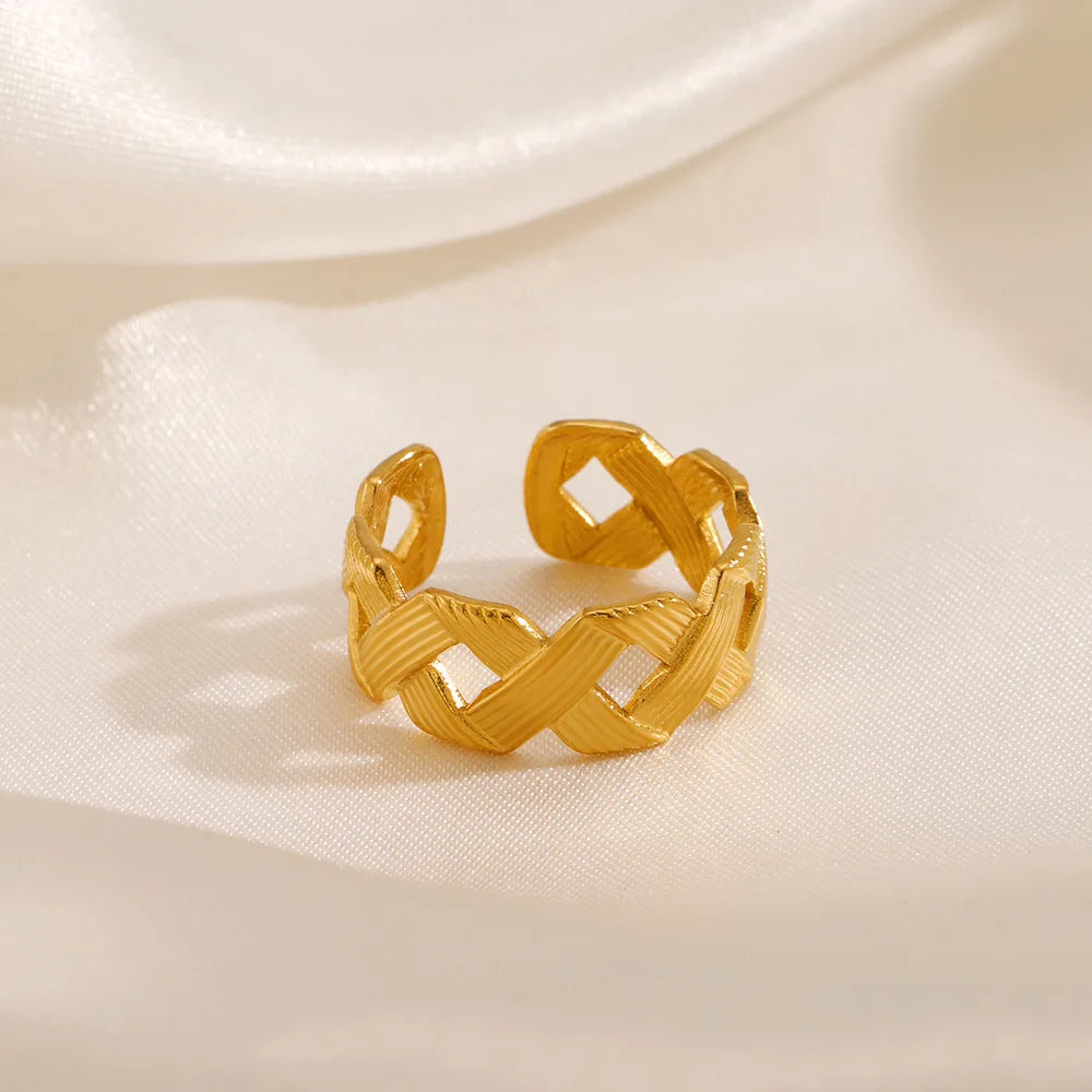 Fashion Jewelry Rings 18K Gold Plated Open Stainless Steel Minimalist Ring for Women YRS423