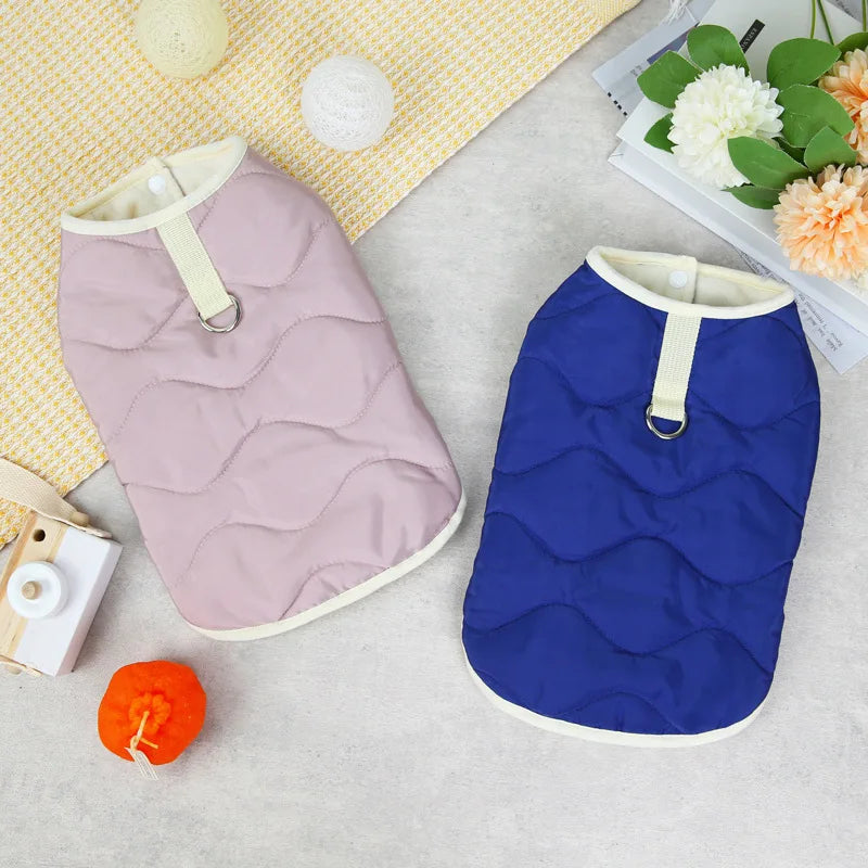 Wholesale Stocked Fashion Warm Dog Vest Winter Pet Clothing Coat with Leash Ring