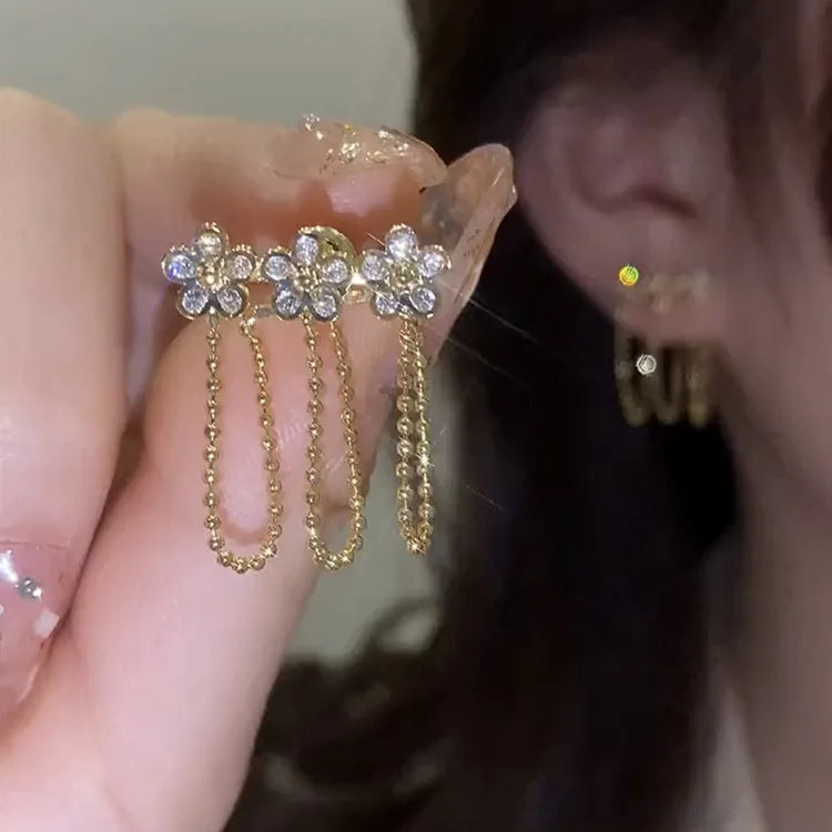 2022 Exquisite Temperament Fashion Women Shiny Flower Trendy Wedding Jewelry Gift Crystal Tassel Hanging Drop Earrings