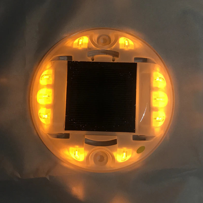 C1 Round  Waterproof Plastic Reflective Road Stud Durable Blinking Solar Led Cat Eye