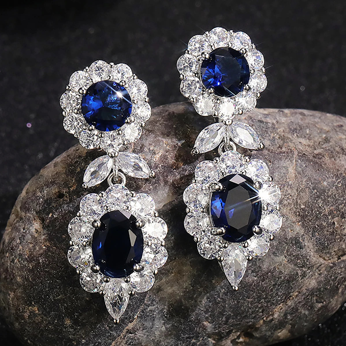 CAOSHI Gorgeous Flowers Design Sparkling Blue Crystal Zircon Earrings for Engagement Silver Plated CZ Pendant Earrings for Women