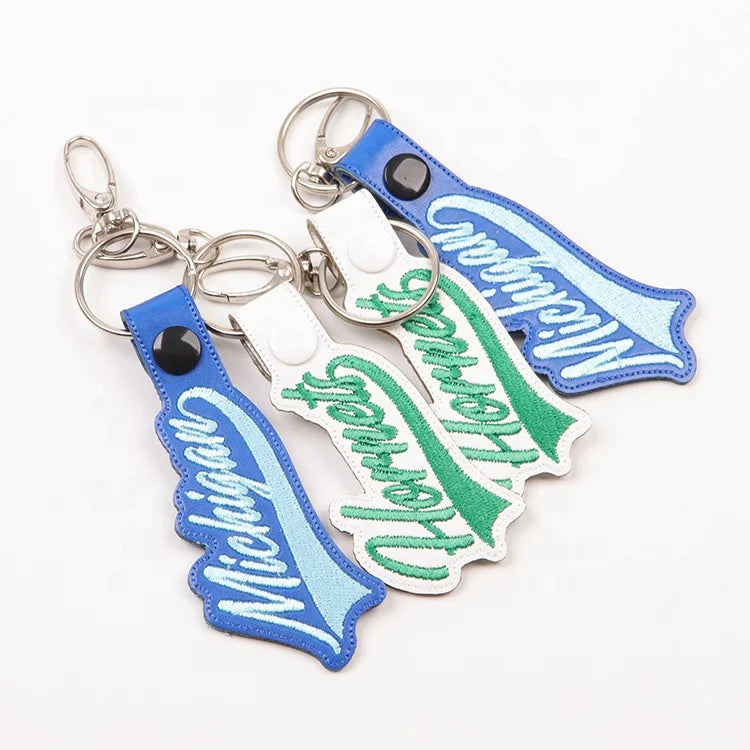 Key Chains Wholesale Custom Letters Name Logo Luxury Leather Embroidered Keychain Charms for Car