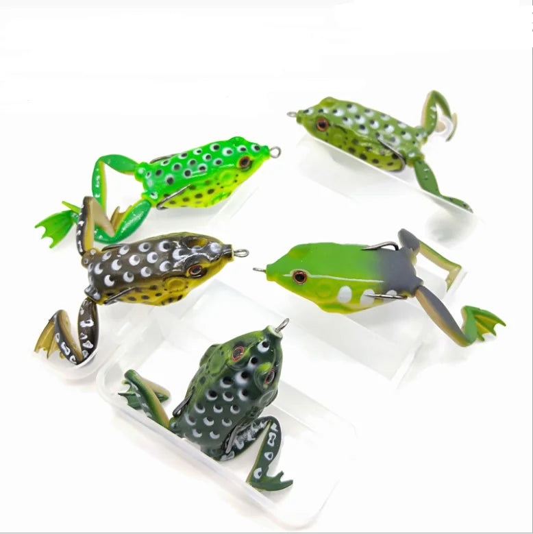 A Set of Five 5.5cm 15g Soft Frog Lure Top Water Simulation Frog with Double Hook Crank Wobbler for Fly Fishing Soft Tube Bait