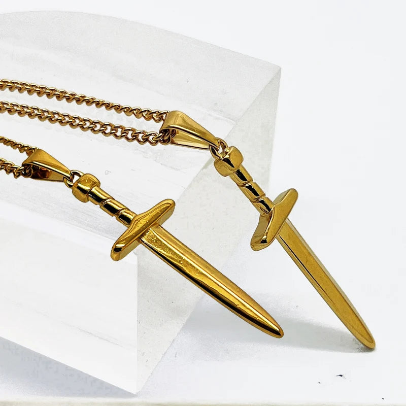 Punk Gothic Biker Dagger Knife Charm Necklace 40mm Stainless Steel Knife Daggers Charm Pendant Gold Sword Necklace for Men