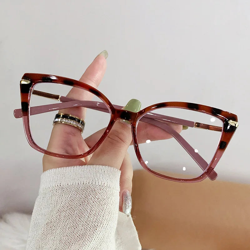 2322 Fashion Oversized Cat Eye  Eyewear Retro Women Anti Blue Light Blocking Metal Frame Glasses Optical Computer Eyeglasses