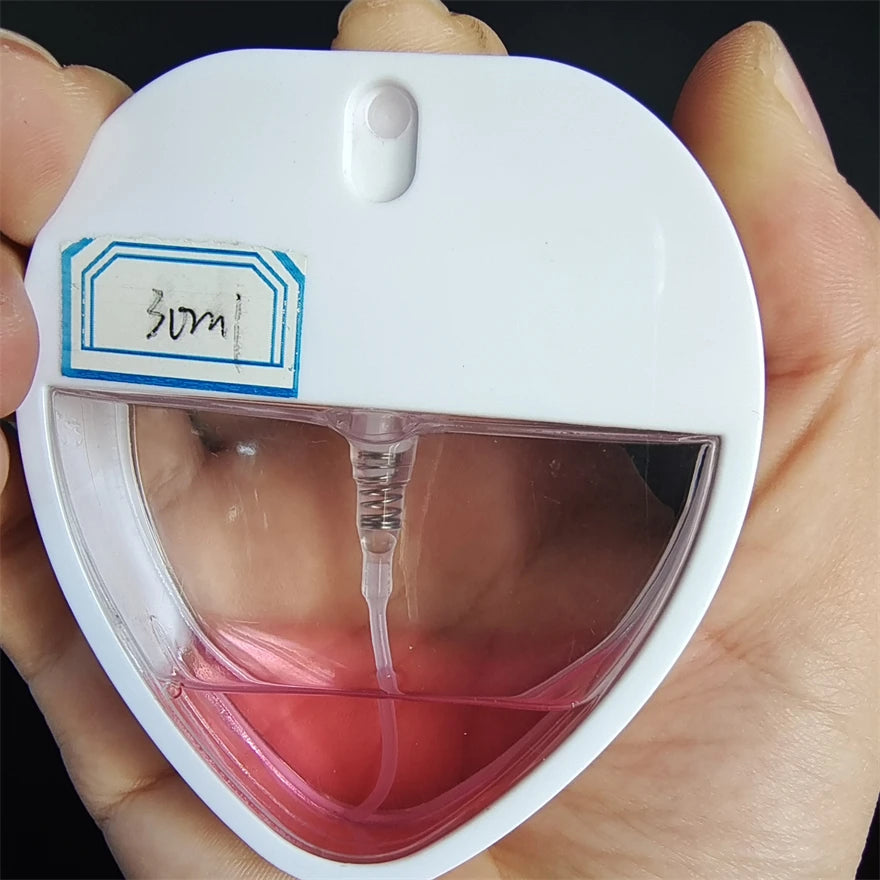 30ml Wholesale Pocket Sized Plastic Perfume Spray Bottle Empty 30ml Heart Shape Credit Card Perfume Bottles