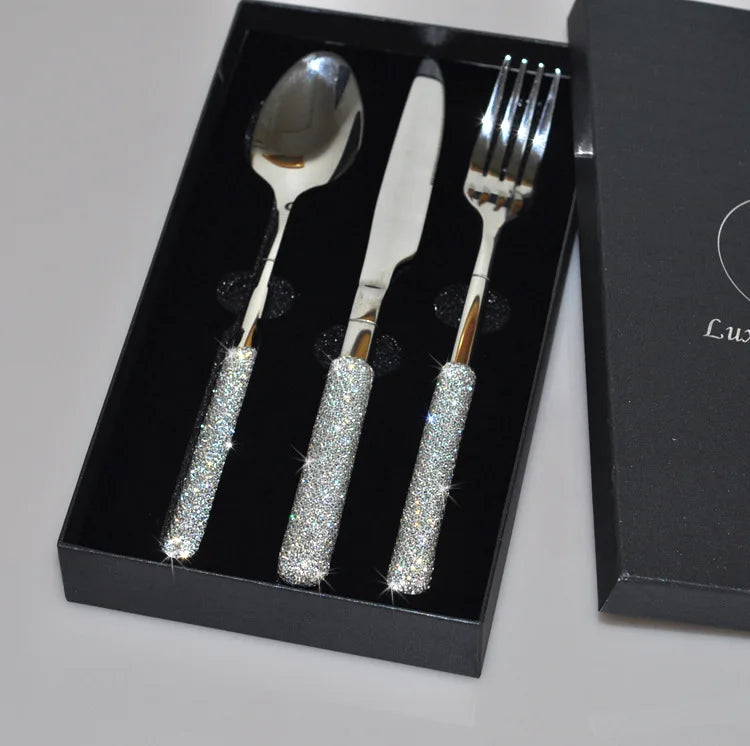 Luxury Knight Stainless Steel Western Tableware Diamond Gold Knife Fork and Spoon Steak Three-Piece Dinnerware Gift Set